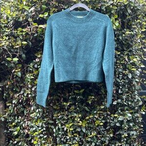 Universal Thread Teal Crew Neck Sweater